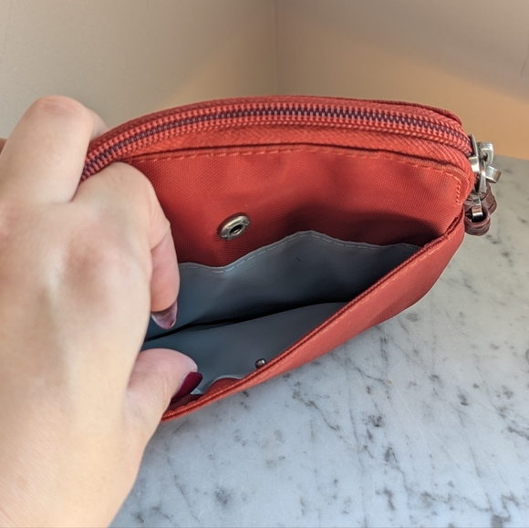 Mosey Wristlet / Wallet - Picture 9 of 9